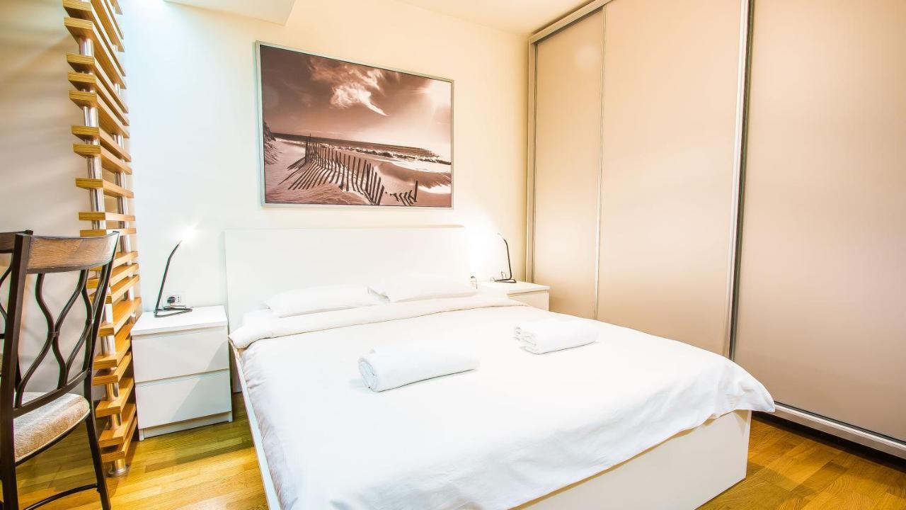 Luxury Apartment Bucharest Mall Area Esterno foto