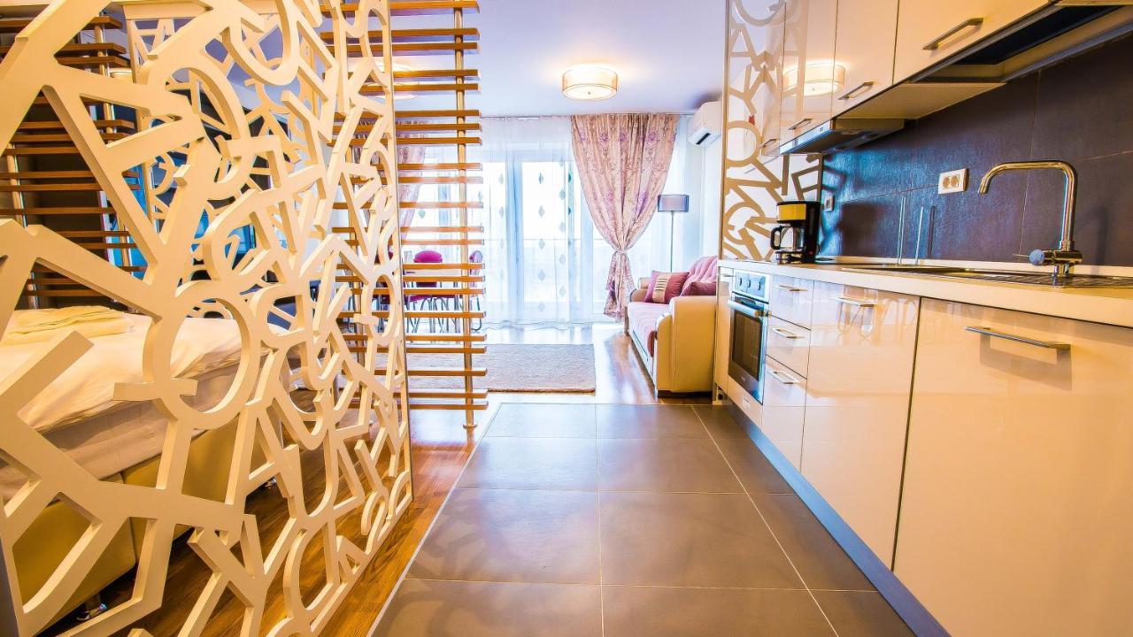 Luxury Apartment Bucharest Mall Area Esterno foto
