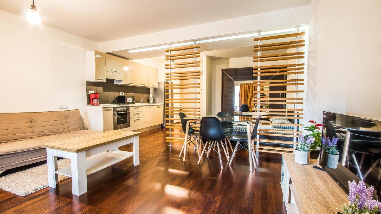 Luxury Apartment Bucharest Mall Area Esterno foto