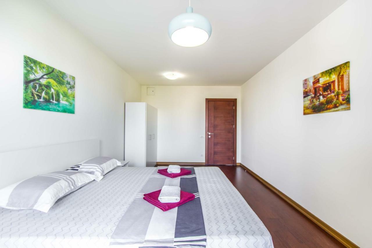 Luxury Apartment Bucharest Mall Area Esterno foto
